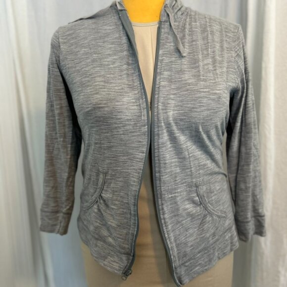 light weight striated grey hoodie - Picture 2 of 4